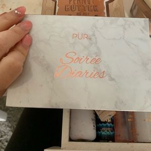 Pur cosmetics palette